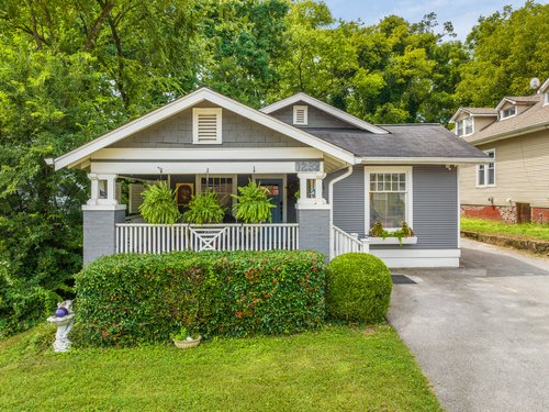 HANOVER HOUSE - Yellow Door Vacation Rentals