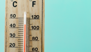 An image showing a thermometer depicting levels of extreme heat.